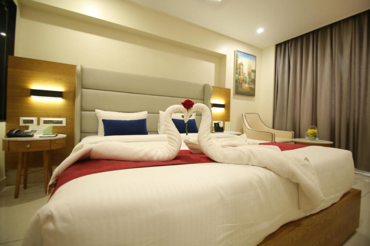 Sri Sri Sri Hotel Khammam المظهر الخارجي الصورة